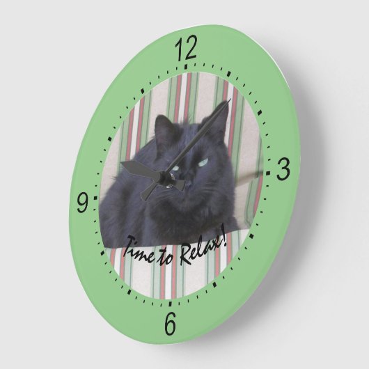 Klok - Zwarte kat op kussens TEST3 (Hoek)