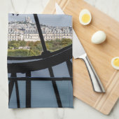 Klokje voor reuzenglas bij Musée d'Orsay - Parijs Theedoek (Quarter Fold)