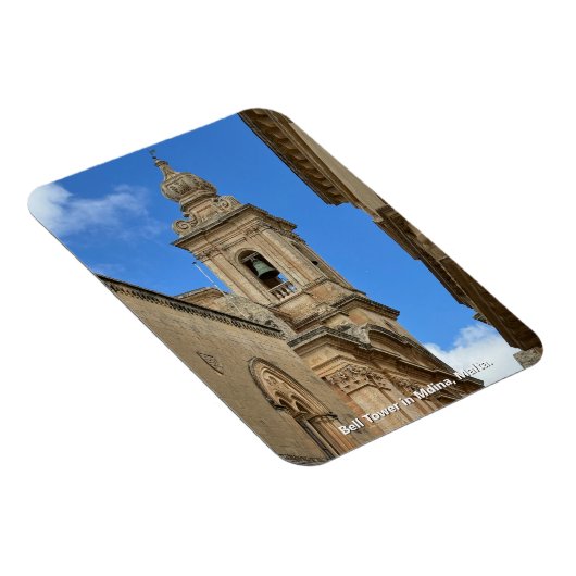 Klokkentoren in Mdina, Malta. Magneet (Rechterzijde)