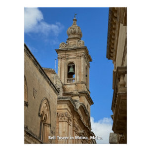 Klokkentoren in Mdina, Malta. Perfect Poster
