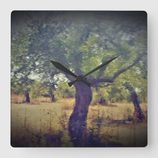 KLOKKUNST EN DESIGN VIERKANTE KLOK (Voorkant)