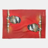 Kluipkip met zwarte afdekking met rode herfst-blad theedoek (Horizontaal)