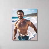 Knap Man op een strand Canvas Afdruk (Voorkant)
