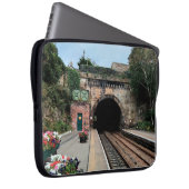 Knaresborough-tunnel Laptop Sleeve (Voorkant Rechts)