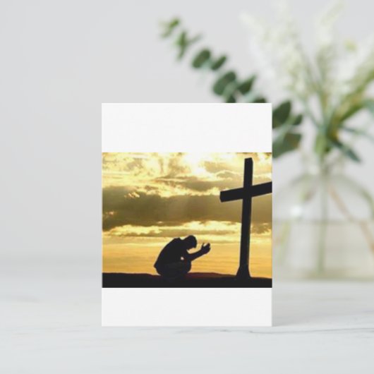 Kneeling bij het kruis briefkaart (Staand voorkant)