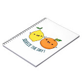 Kneep de Dag Positieve Fruit Grappen Notitieboek (Linkerzijde)