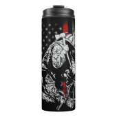 Knielende brandweerman Thin Red Line Thermosbeker (Voorkant)