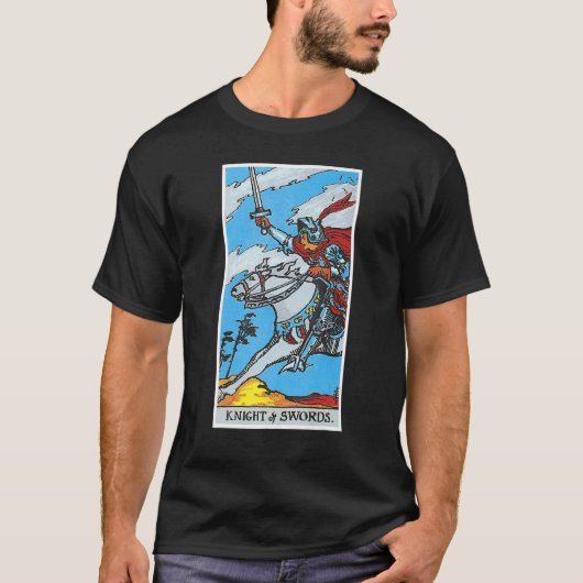 Knight Templar Knight Of Swords Occult Tarot Card  T-shirt (Voorkant)