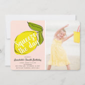 Knijp de dag citroen roze meisje verjaardag foto kaart (Voorkant)