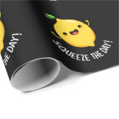 Knijp de dag Grappige citroen Pun Dark BG Cadeaupapier (Rol Hoek)