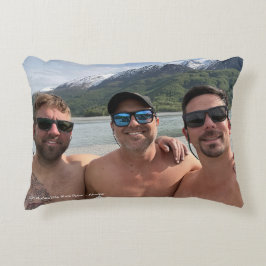 Knik River Selfie Accent Pillow @3dudes1life Kussen