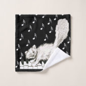Knipperen pluizige witte kat lopen op piano sleute washandje (Wasdoekje)