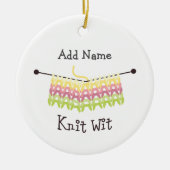 Knit Wit. Keramisch Ornament (Voorkant)
