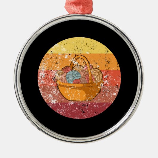 Knitingmandje met wol metalen ornament (Voorkant)