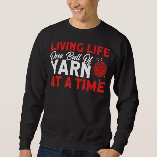 Knitter Ball of Yarn Trui (Voorkant)