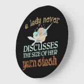 Knitting Crocheting Lady bespreekt nooit de groott Grote Klok (Hoek)