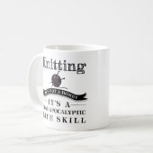 Knitting: Een Mok van de Vaardigheid van de Post-A (Voorkant links)