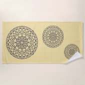 Knoldoek op dag van de hemel strandlaken (Voorkant)
