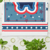 Knoop voor patriottisch rood wit en blauw op 4 jul theedoek (Gevouwen)