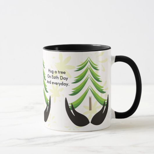 Knuffel een boom op Earth Day Mok (Rechts)