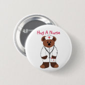 Knuffel een verpleegster ronde button 5,7 cm (Voorkant /achterkant)