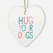 Knuffel je honden keramisch ornament (Links)