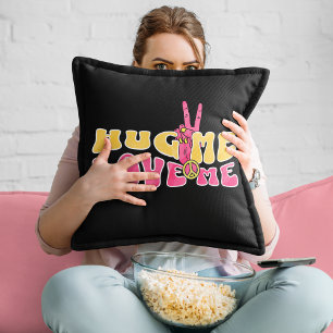 Knuffel me Love me Vredesteken Retro Valentijnse Kussen