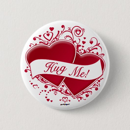 Knuffel Me! Rode Harten Ronde Button 5,7 Cm (Voorkant)