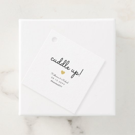 Knuffel Omhoog Winter Bruiloft Deken of Shawl Rust Bedankjes Labels (In situ)