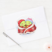 Knuffelen onder de Deken Ronde Sticker (Envelop)