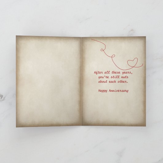 knuffelende pinda's voor huwelijksjubileum kaart (Binnen)