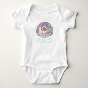 Knuffelig astronaut baby romper – Cute Space Baby