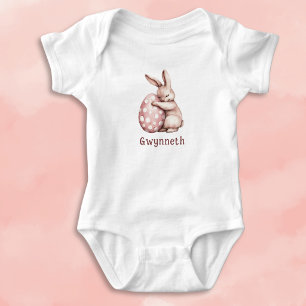 Knuffelkonijn met Stippen Ei Monogram Romper