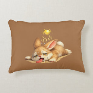 Knuffelkonijn Rustend Onder de Brandende Zon Illus Accent Kussen