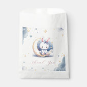 knuffelkonijn zittend op de maan  bedankzakje (Voorkant)