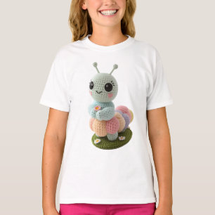 Knuffelrups Een Whimsicale Gehaakte Vriend T-Shirt