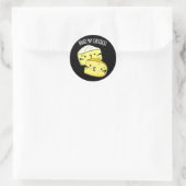 Knuffels en kazen Grappige kaaspen Donker BG Ronde Sticker (Tas)