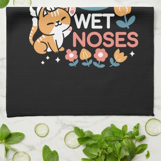 Knuffels, natte neuzen en voorjaarsvibes - speels  theedoek (Gevouwen)