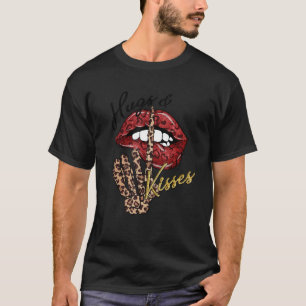 Knuffels Skelet Hand Lippen Kusjes Luipaard Harten T-shirt