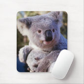 Koala Beer Holding A Koala Beer Muismat (Met muis)