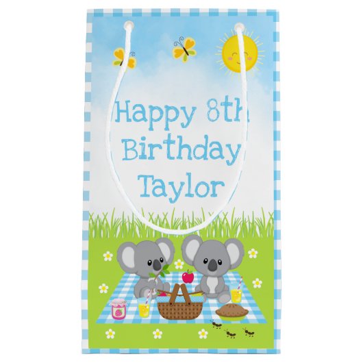 Koala Beren Picnic Blue Gingham Happy Birthday Klein Cadeauzakje (Voorkant)
