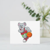 Koala bij Basketbalsporten Briefkaart (Staand voorkant)