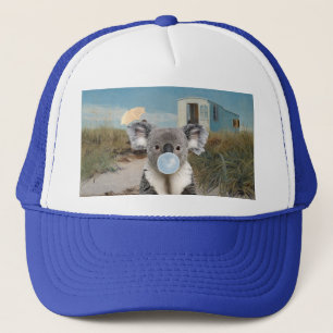 Koala Blowing Gum op het strand Trucker Pet
