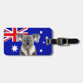 Koala met Australische vlag op de achtergrond Bagagelabel (Voorkant horizontaal)