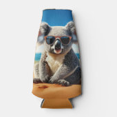 Koala on a sandy beach flesjeskoeler (Voorkant)