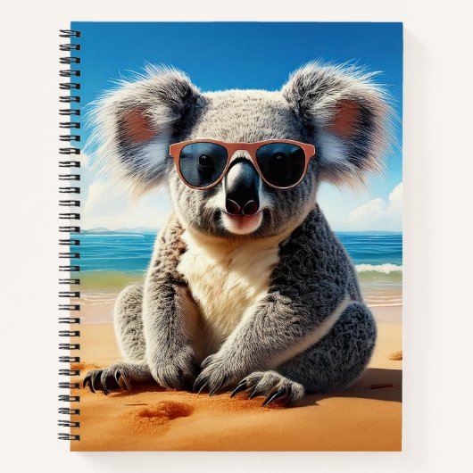 Koala op een zandstrand notitieboek (Voorkant)