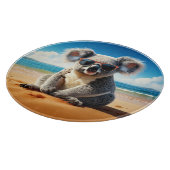 Koala op een zandstrand snijplank (Hoek)