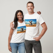 Koala op een zandstrand t-shirt (Unisex)