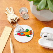 Koala slapen op kleurrijke raket sleutelhanger