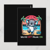 Koala vibing op het strand briefkaart (Voorkant / Achterkant)